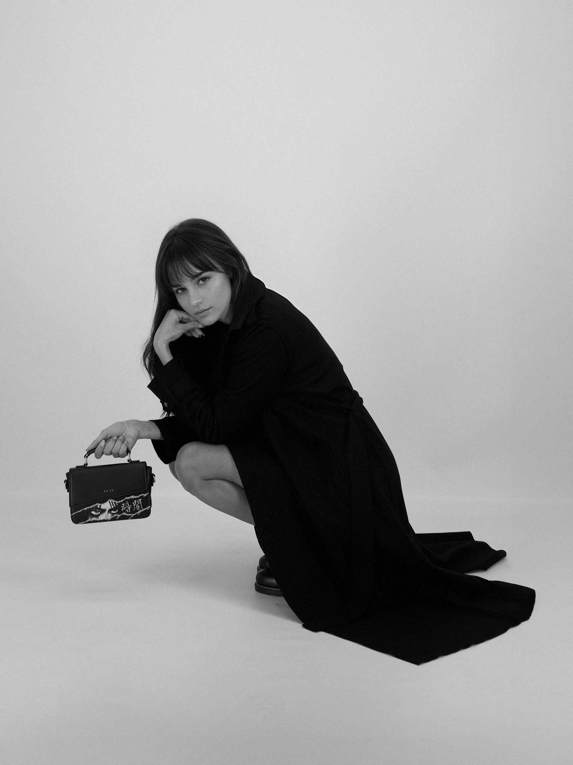 Darkness / Crossbody